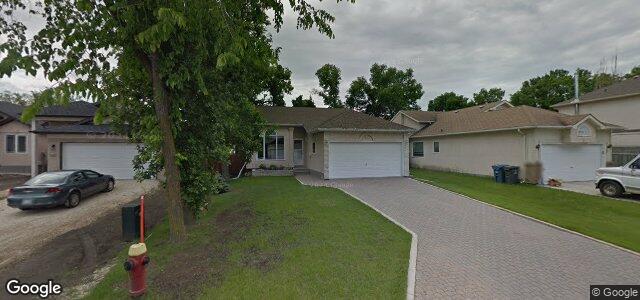 Photo of 143 Williamson Crescent in Winnipeg, Manitoba