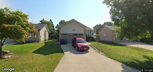 Larawan ng 45 Skowron Crescent sa Winnipeg, Manitoba