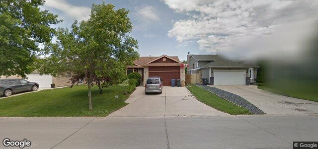 Larawan ng 69 Filbert Crescent sa Winnipeg, Manitoba