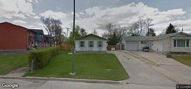 215 Carriage Road ਦੀ ਫੋਟੋ, ਵਿਨੀਪਿਗ, ਮੈਨੀਟੋਬਾ