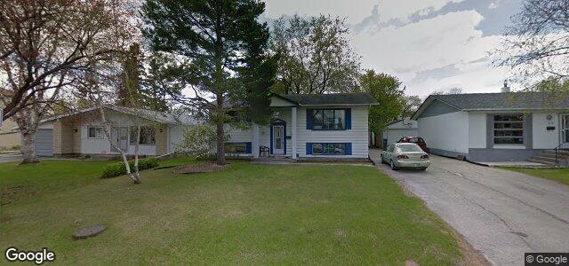 Photo of 50 Fieldstone Bay in Winnipeg, Manitoba