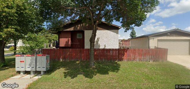 100 Jonathan Crescent ਦੀ ਫੋਟੋ, ਵਿਨੀਪਿਗ, ਮੈਨੀਟੋਬਾ