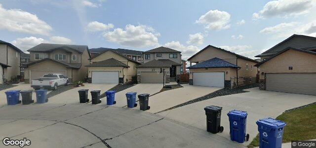 39 Burrowing Owl Cove ਦੀ ਫੋਟੋ, ਵਿਨੀਪਿਗ, ਮੈਨੀਟੋਬਾ