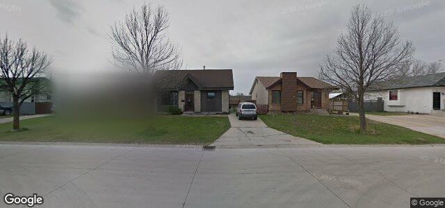 Larawan ng 82 Forest Cove Drive sa Winnipeg, Manitoba