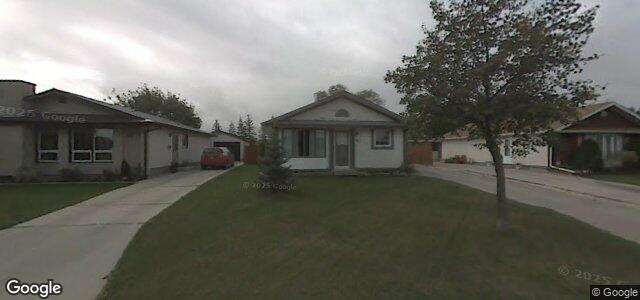 Photo of 86 Marianne Road in Winnipeg, Manitoba