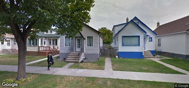 Photo of 453 Garlies Street in Winnipeg, Manitoba