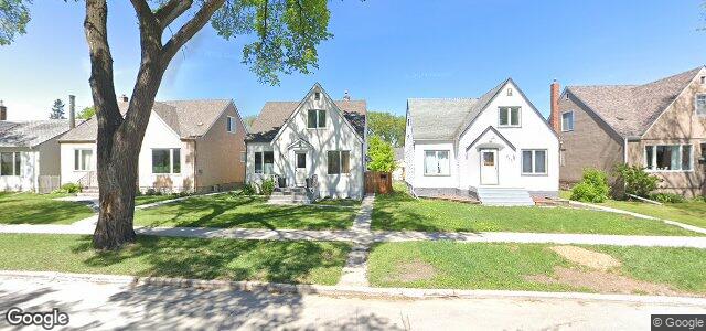 Photo of 563 Inkster Boulevard in Winnipeg, Manitoba