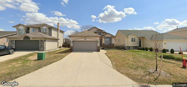 32 Camirant Crescent ਦੀ ਫੋਟੋ, ਵਿਨੀਪਿਗ, ਮੈਨੀਟੋਬਾ