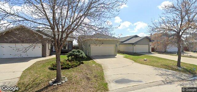 Photo of 60 Mckall Bay in Winnipeg, Manitoba