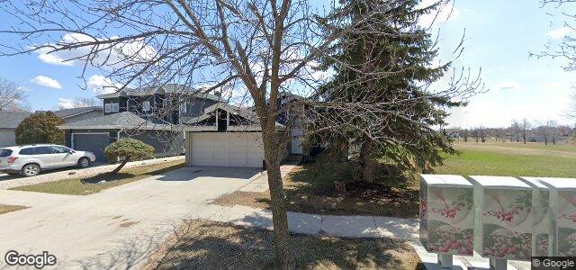 Larawan ng 60 Waterfront Road sa Winnipeg, Manitoba