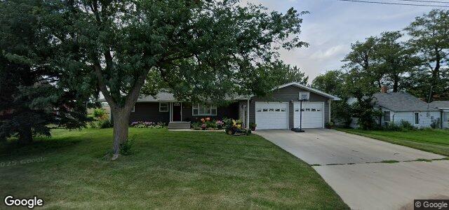 703 Centennial Street ਦੀ ਫੋਟੋ, ਵਿਨੀਪਿਗ, ਮੈਨੀਟੋਬਾ