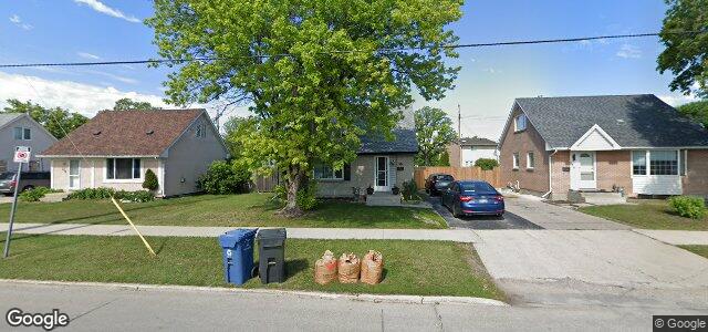 Photo of 574 Whytewold Road in Winnipeg, Manitoba