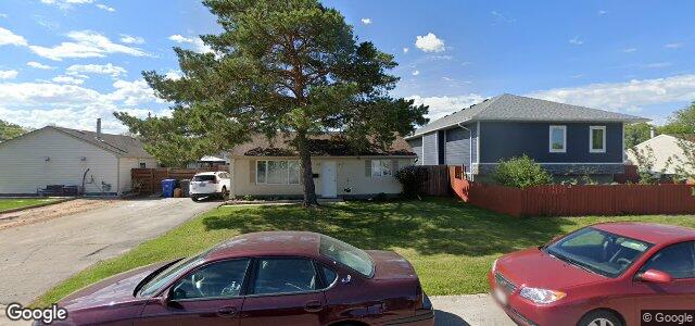 Photo of 6 Braintree Crescent in Winnipeg, Manitoba