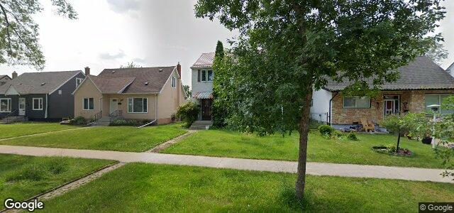 Larawan ng 220 Smithfield Avenue sa Winnipeg, Manitoba