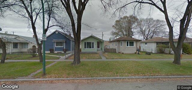 Larawan ng 229 Burrin Avenue sa Winnipeg, Manitoba