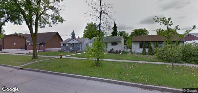 Larawan ng 272 Burrin Avenue sa Winnipeg, Manitoba