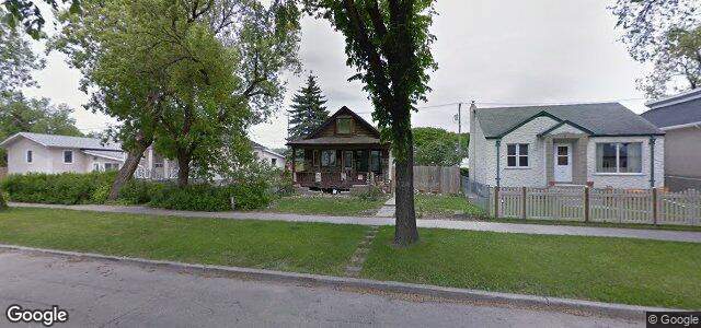 Photo of 295 Semple Avenue in Winnipeg, Manitoba