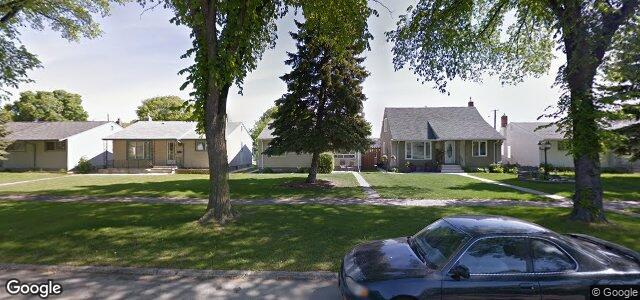 Larawan ng 325 Burrin Avenue sa Winnipeg, Manitoba