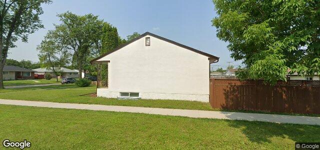 415 Burrin Avenue ਦੀ ਫੋਟੋ, ਵਿਨੀਪਿਗ, ਮੈਨੀਟੋਬਾ