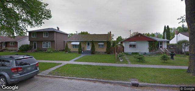 Photo of 425 Enniskillen Avenue in Winnipeg, Manitoba