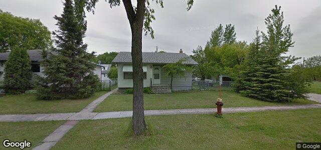 Larawan ng 590 Seven Oaks Avenue sa Winnipeg, Manitoba