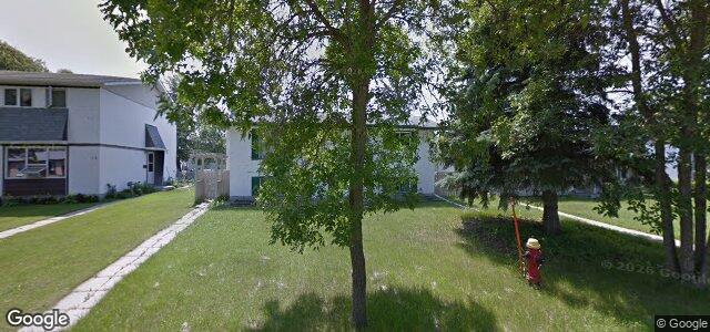 Photo of 114 Allenby Crescent in Winnipeg, Manitoba