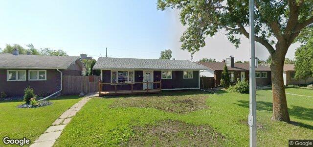 Larawan ng 130 Whitehall Boulevard sa Winnipeg, Manitoba