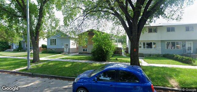 Photo of 150 Thom Avenue E in Winnipeg, Manitoba