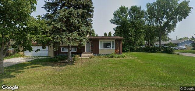 Larawan ng 48 Walden Crescent sa Winnipeg, Manitoba