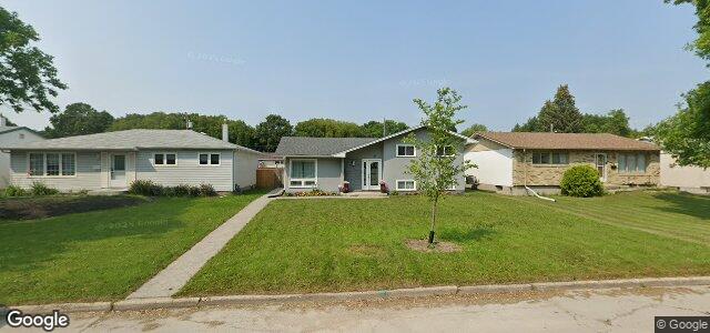Photo of 49 St Claire Boulevard in Winnipeg, Manitoba