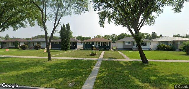 Photo of 524 Kildare Avenue E in Winnipeg, Manitoba