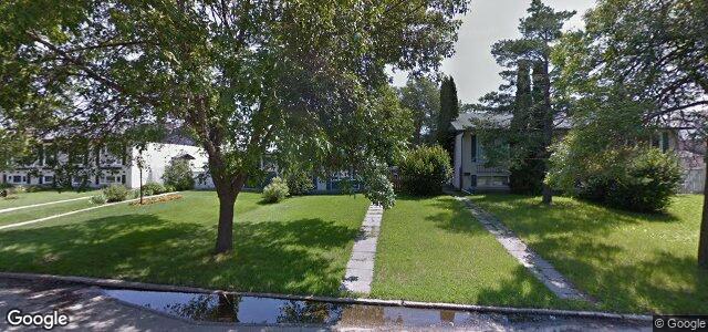 Photo of 877 Wayoata Street in Winnipeg, Manitoba