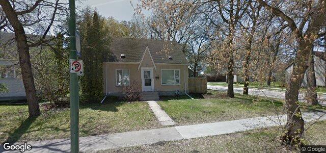 Larawan ng 100 Dunrobin Avenue sa Winnipeg, Manitoba