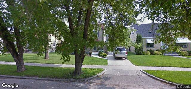 Photo of 71 Dunrobin Avenue in Winnipeg, Manitoba