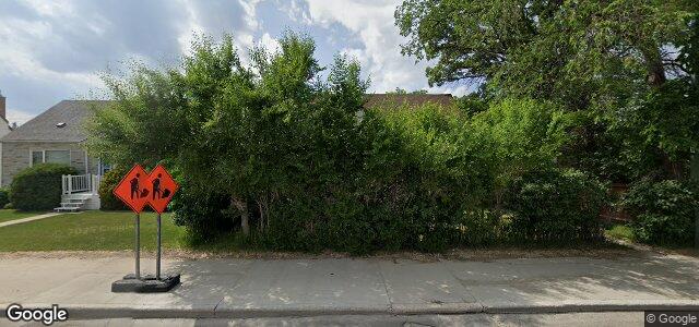 812 Henderson Highway（加拿大曼尼托巴省溫尼伯市）房屋照片