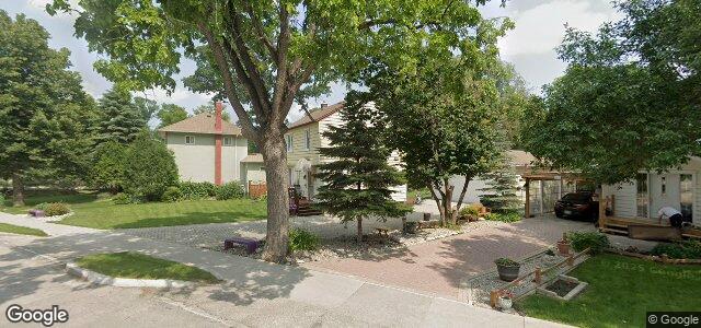 Larawan ng 837 Kildonan Drive sa Winnipeg, Manitoba