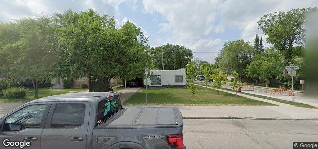 840 Henderson Highway ਦੀ ਫੋਟੋ, ਵਿਨੀਪਿਗ, ਮੈਨੀਟੋਬਾ