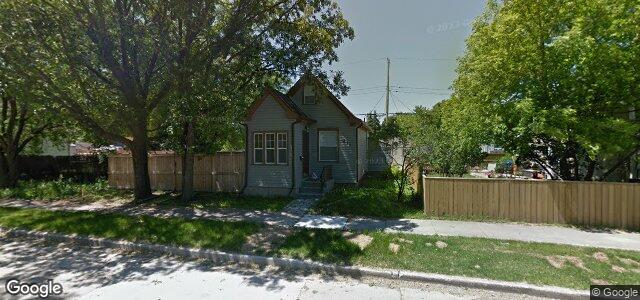 Photo of 232 Brooklyn Street in Winnipeg, Manitoba