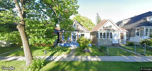 Photo of 263 Roseberry Street in Winnipeg, Manitoba
