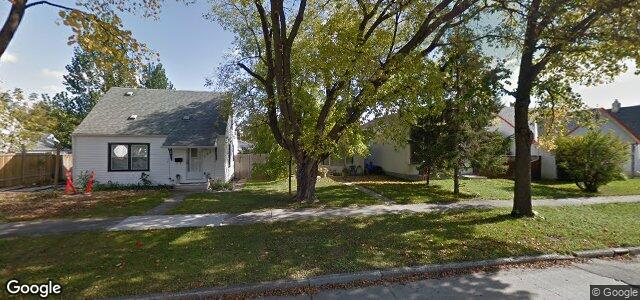 Photo of 389 Roseberry Street in Winnipeg, Manitoba