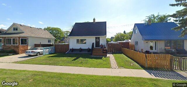 Larawan ng 403 Inglewood Street sa Winnipeg, Manitoba