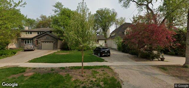 Photo of 323 Kingston Crescent in Winnipeg, Manitoba