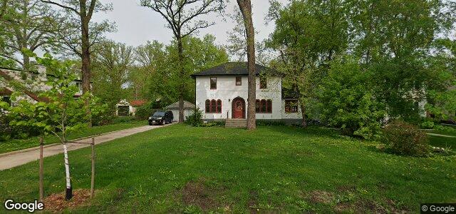 Photo of 422 Kingston Crescent in Winnipeg, Manitoba