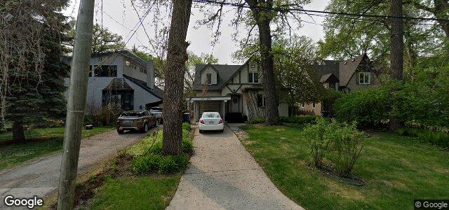 Photo of 471 Kingston Crescent in Winnipeg, Manitoba