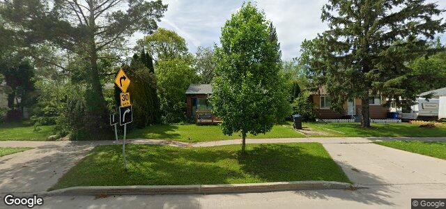 440 Country Club Boulevard ਦੀ ਫੋਟੋ, ਵਿਨੀਪਿਗ, ਮੈਨੀਟੋਬਾ