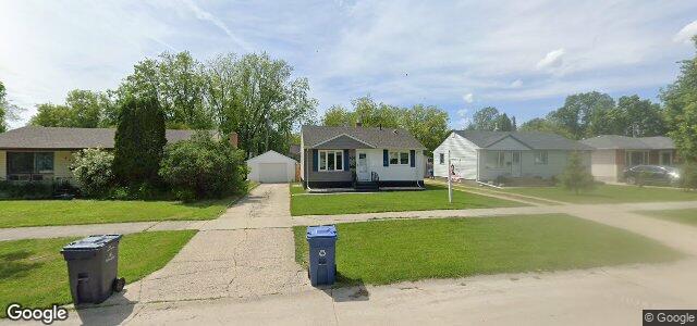 Photo of 454 Greenacre Boulevard in Winnipeg, Manitoba