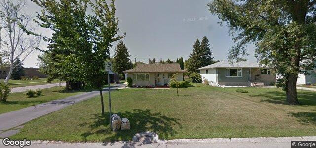Photo of 486 Daer Boulevard in Winnipeg, Manitoba