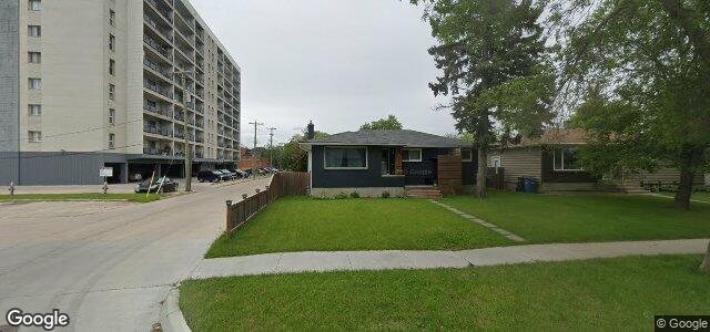 Photo of 527 Kirkfield Street in Winnipeg, Manitoba