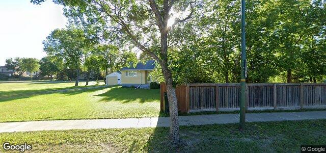 Photo of 195 Pipeline Road in Winnipeg, Manitoba