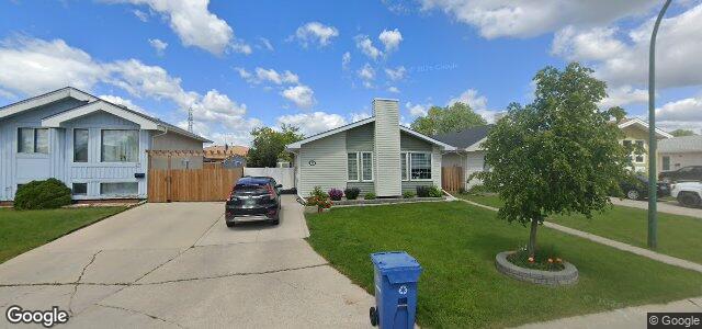 Photo of 27 Bender Bay in Winnipeg, Manitoba